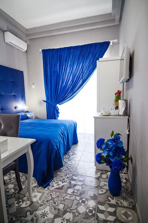 Luxury Bed & Breakfast เนเปิลส์ ภายนอก รูปภาพ